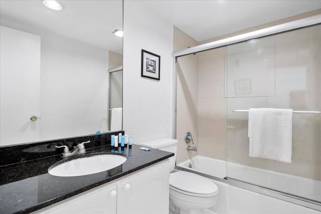 Beachfront 2 Bedroom At Tides Hollywood 8Th Floor Extérieur photo