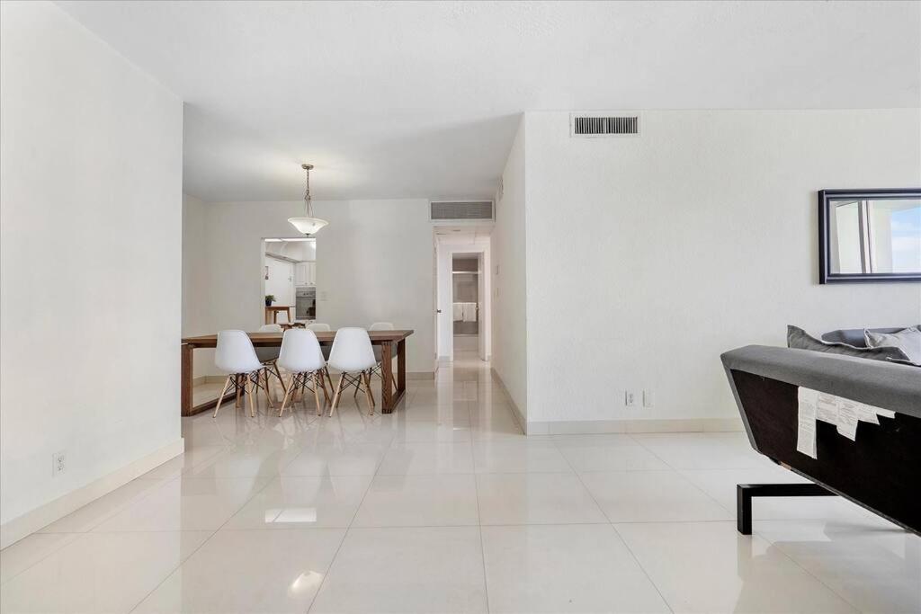 Beachfront 2 Bedroom At Tides Hollywood 8Th Floor Extérieur photo