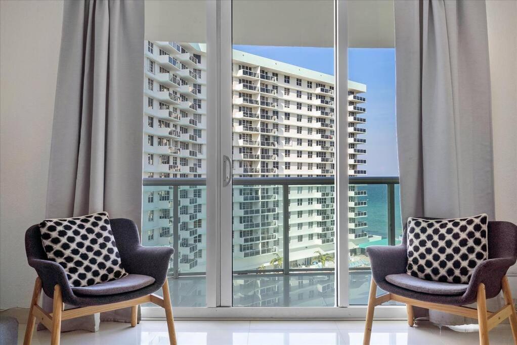 Beachfront 2 Bedroom At Tides Hollywood 8Th Floor Extérieur photo